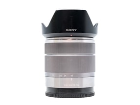 Sony E 18-55mm f/3.5-5.6 OSS