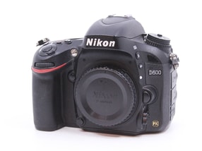 Nikon D600