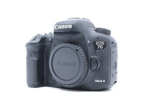 Canon EOS 7D Mark II