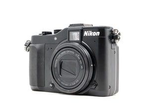Nikon Coolpix P7000