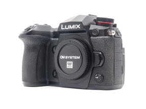 Panasonic Lumix DC-G9