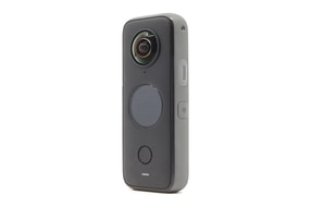 Insta360 ONE X2