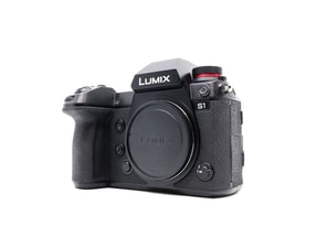 Panasonic Lumix DC-S1