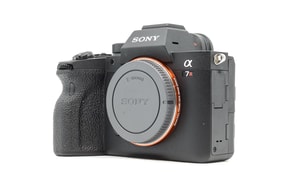 Sony Alpha A7R IV