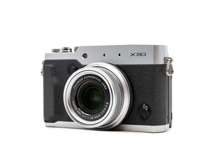 Fujifilm X30