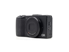 Ricoh GR