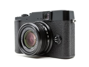 Fujifilm X10