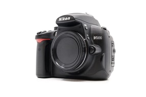 Nikon D5000