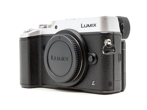 Panasonic Lumix DMC-GX8