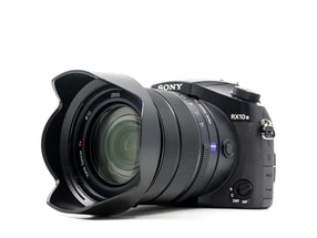 Sony Cyber-shot RX10 Mark III