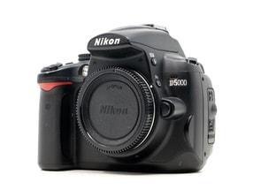 Nikon D5000