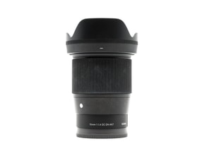 Sigma 16mm f/1.4 DC DN Contemporary - Attacco Sony E