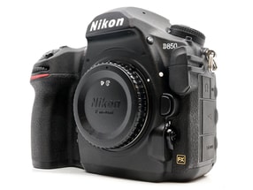 Nikon D850
