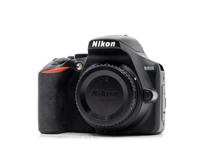 Nikon D3500