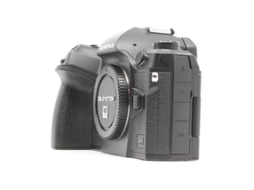 OM SYSTEM OM-1