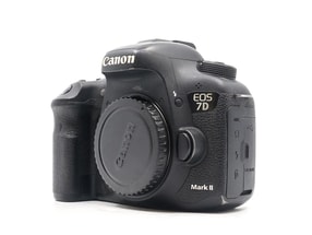Canon EOS 7D Mark II