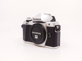 Olympus OM-D E-M10 Mark II