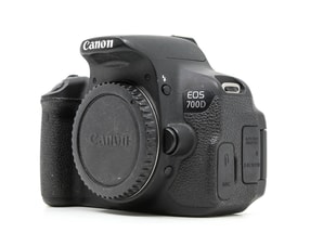Canon EOS 700D