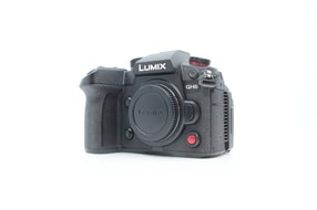 Panasonic Lumix DC-GH6