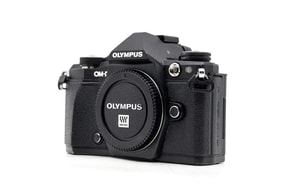 Olympus OM-D E-M5 Mark II