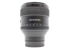 Sony FE 85mm f/1.4 GM