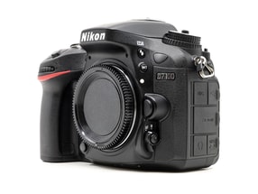 Nikon D7100