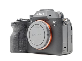 Sony Alpha A7 IV