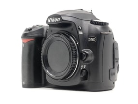 Nikon D50