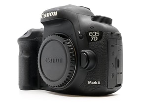 Canon EOS 7D Mark II