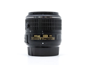 Nikon AF-S DX Nikkor 18-55mm f/3.5-5.6G VR II