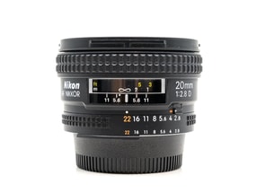 Nikon AF Nikkor 20mm f/2.8D