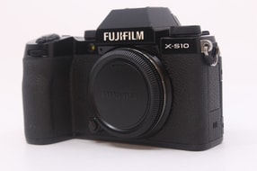 Fujifilm X-S10