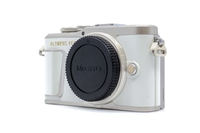 Olympus Pen E-PL9