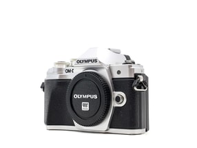 Olympus OM-D E-M10 Mark III