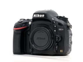 Nikon D600