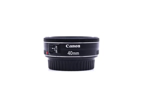 Canon EF 40mm f/2.8 STM
