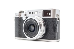 Fujifilm X100F