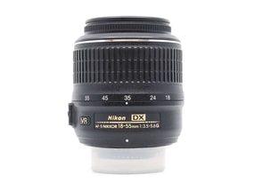 Nikon AF-S DX Nikkor 18-55mm f/3.5-5.6G VR