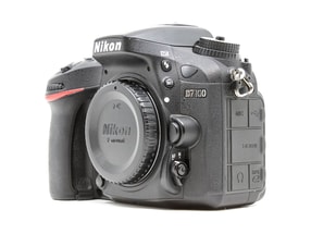 Nikon D7100