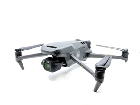 DJI Mavic 3 Cine Premium Combo