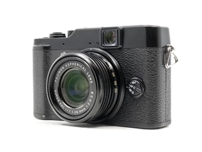 Fujifilm X10
