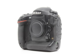 Nikon D4