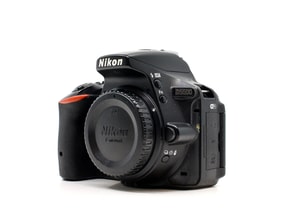 Nikon D5500