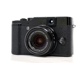 Fujifilm X10