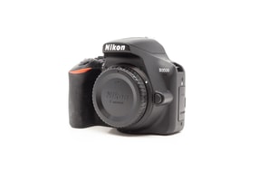 Nikon D3500