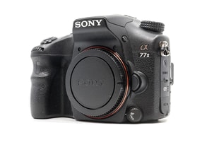 Sony Alpha A77 II