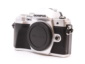 Olympus OM-D E-M10 Mark III