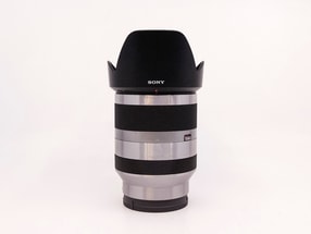 Sony E 18-200mm f/3.5-6.3 OSS