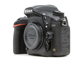 Nikon D750