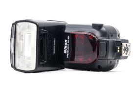 Nikon SB-910 Speedlight
